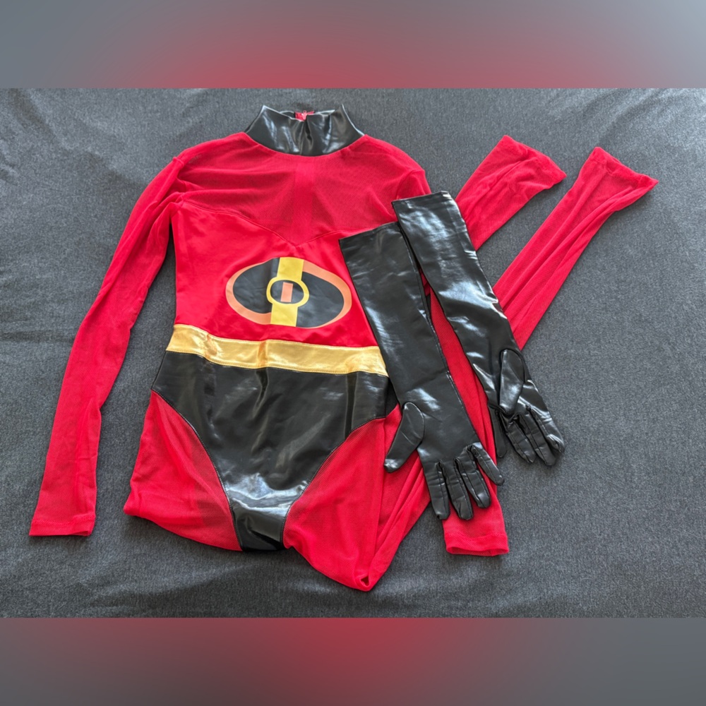 Mrs Incredible Halloween Costume - Women’s Size: S/M